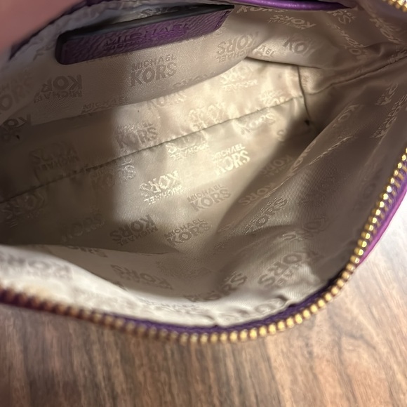 Michael Kors Bag - Picture 5 of 9